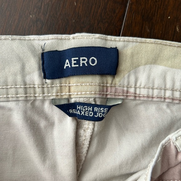 Ladies - Aeropostale Cargo Joggers - XS - Picture 2 of 3